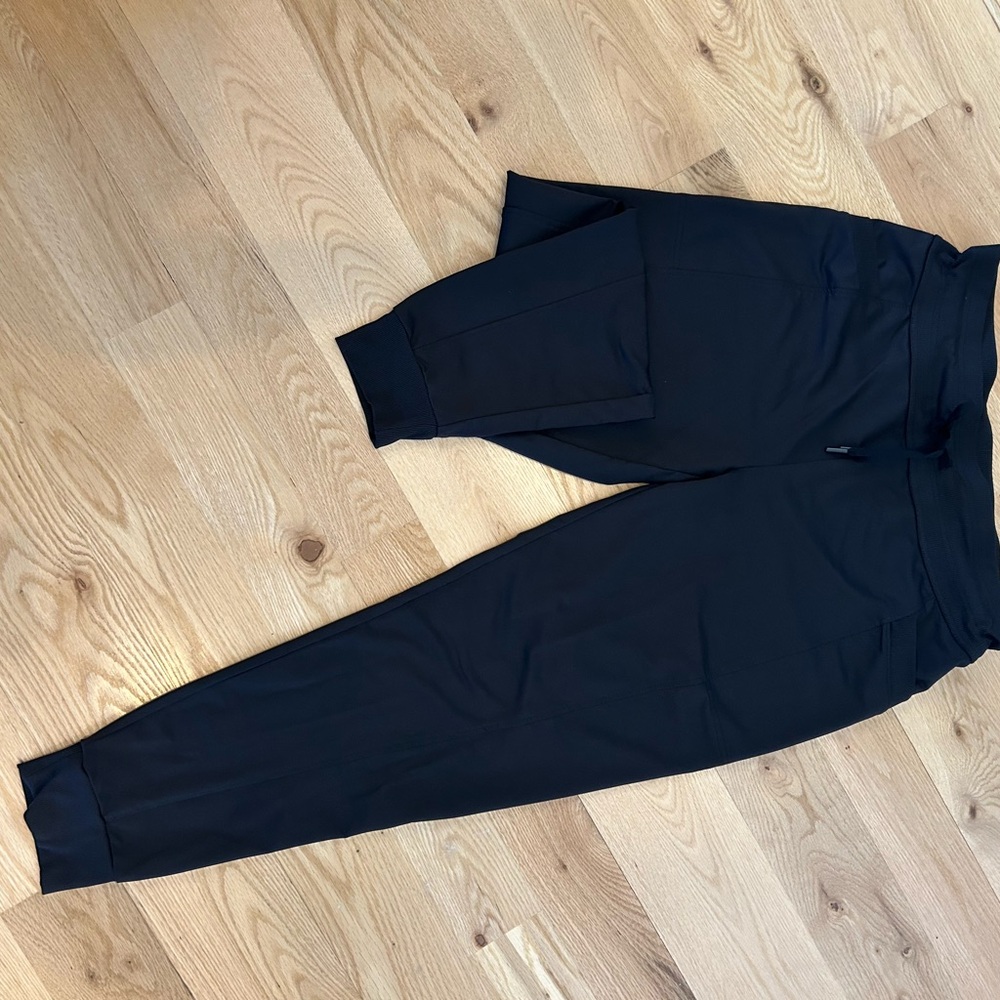 32 Degrees Joggers Size Large